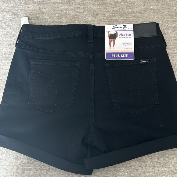 Seven7 Rolled Cuff Black Stretch Denim/Jean Weekend Shorts Size various. NWT. - Picture 2 of 12